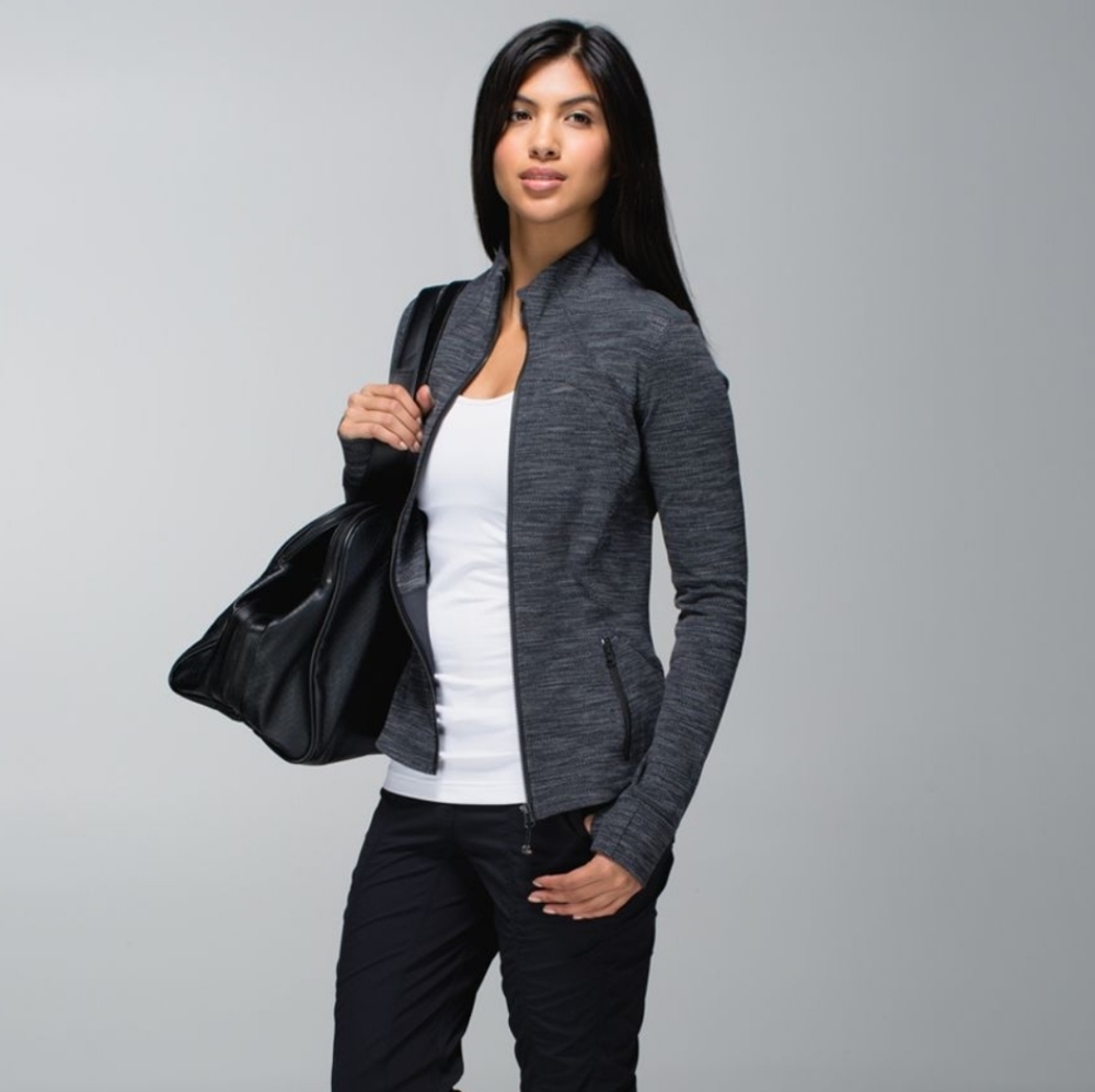 Lululemon Forme Jacket (Cuffins)